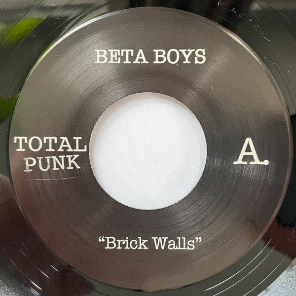 Beta Boys : Brick Walls (7")