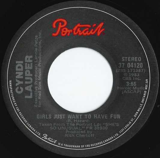 Cyndi Lauper : Girls Just Want To Have Fun (7", Single)