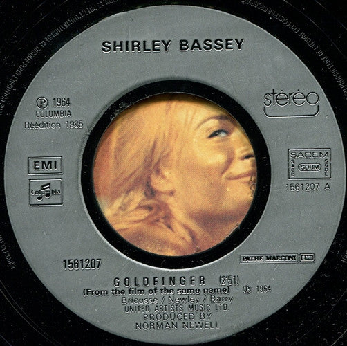 Shirley Bassey : Goldfinger (7", Single, RE)