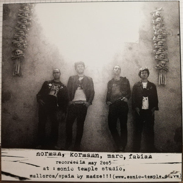 Armagedom / Bombenalarm : Armagedom / Bombenalarm (7", EP)