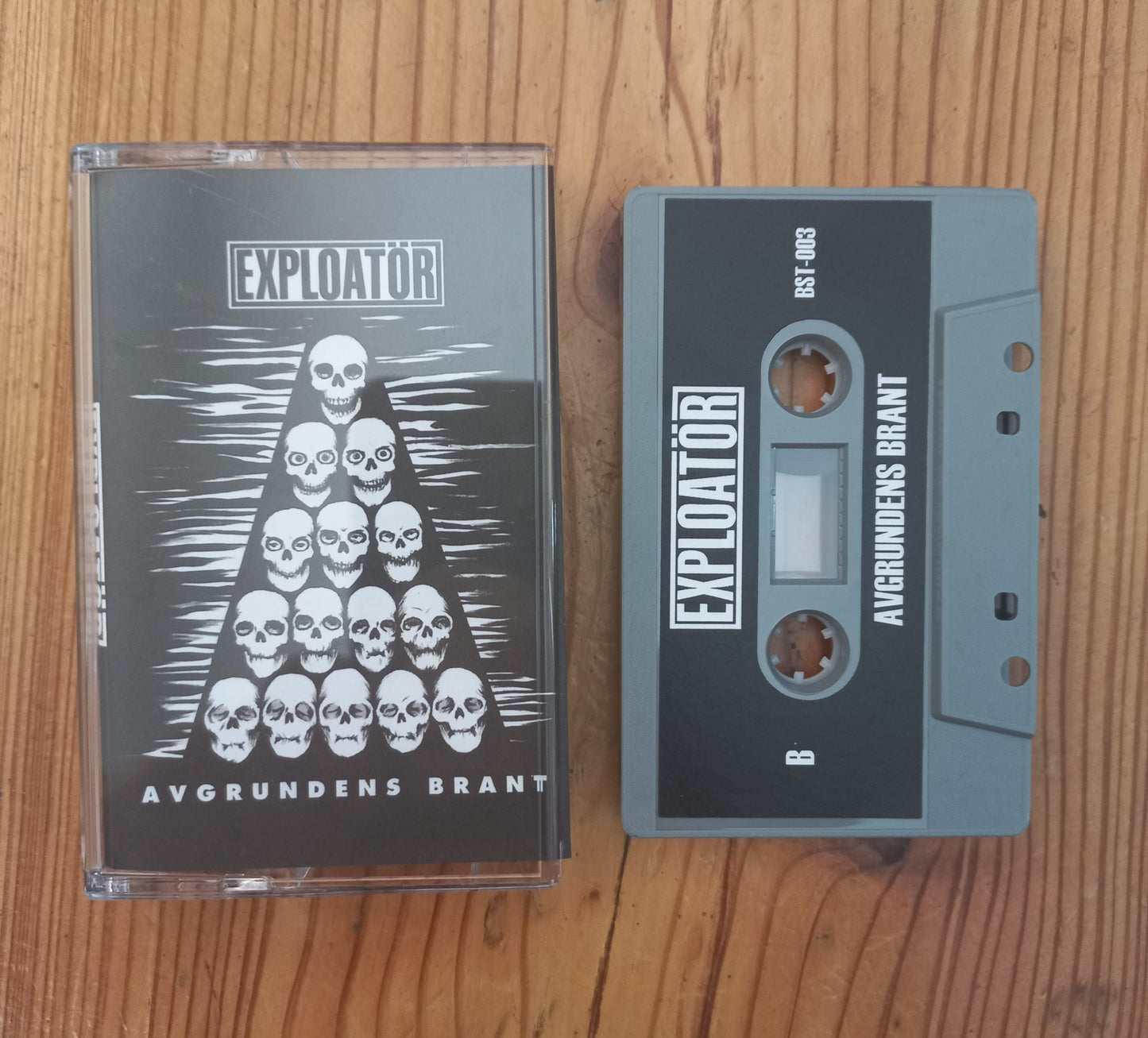 Exploator - "Avgrundens Brant" cassette tape